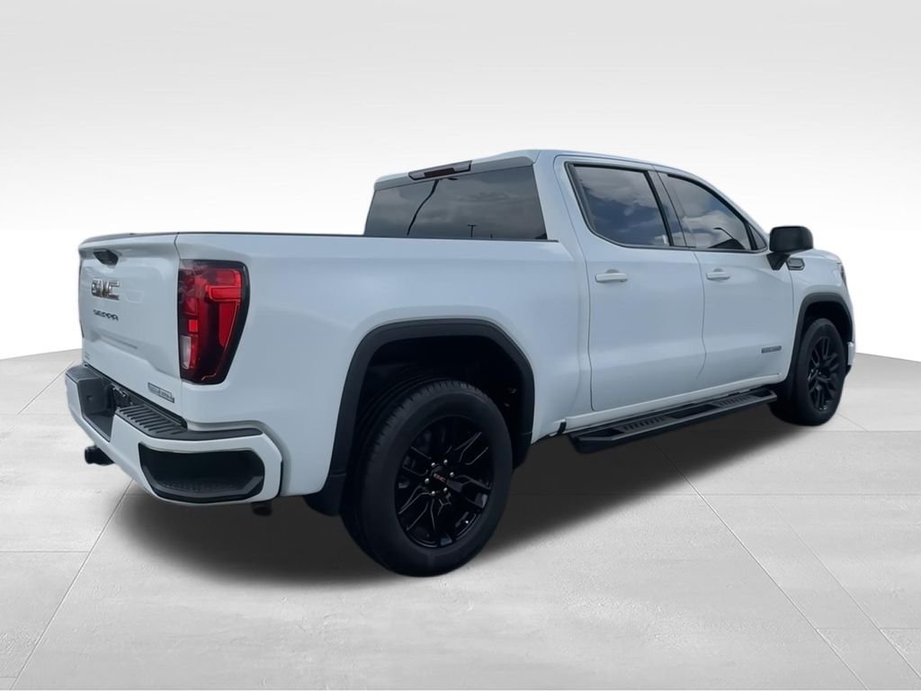 Used 2023 White GMC Elevation image 8