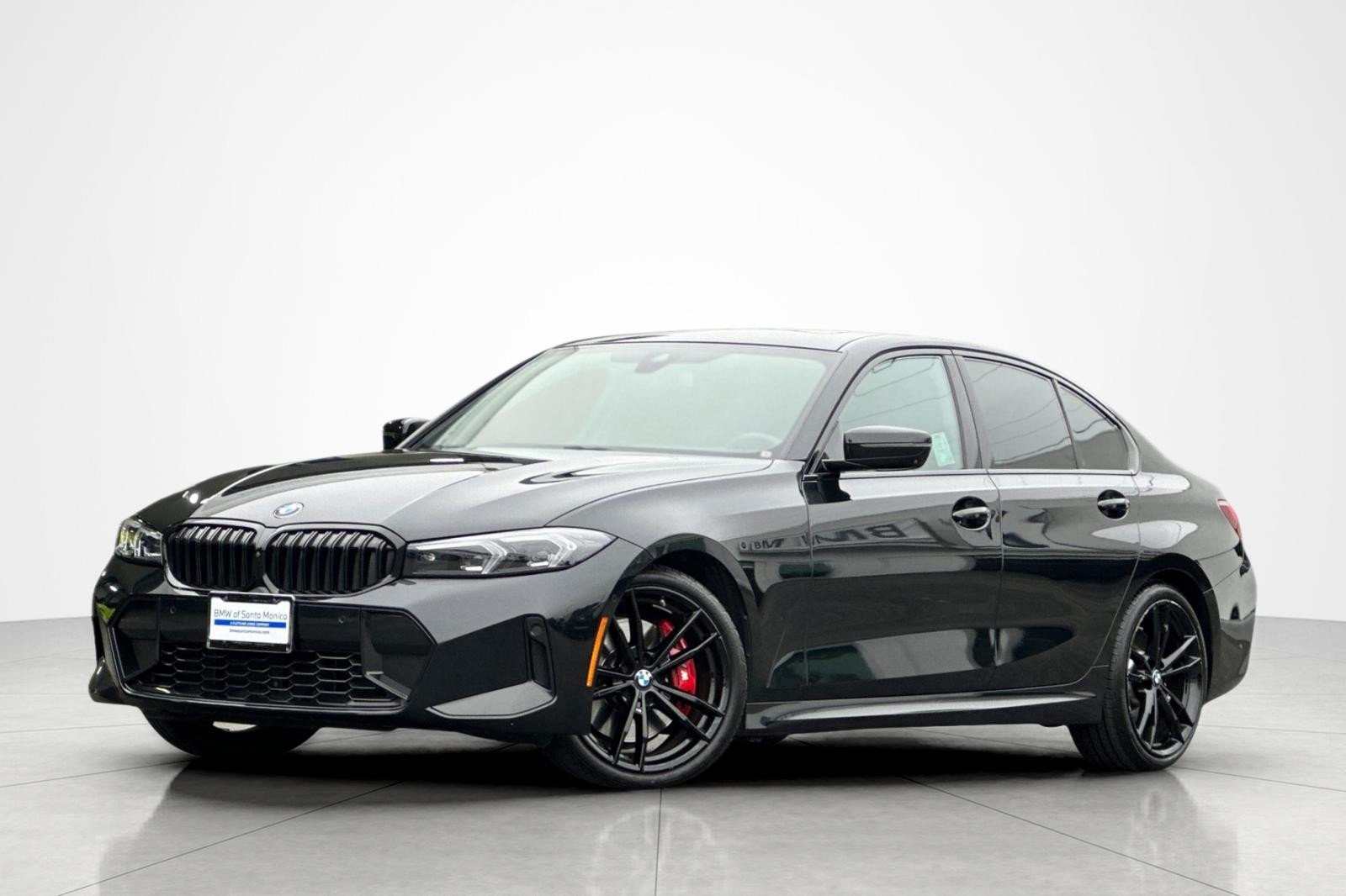 2023 BMW 3 Series 330i Sedan's photo