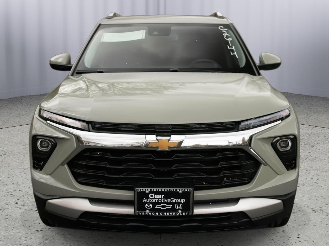 2026 Chevrolet Trailblazer LT - Photo 2