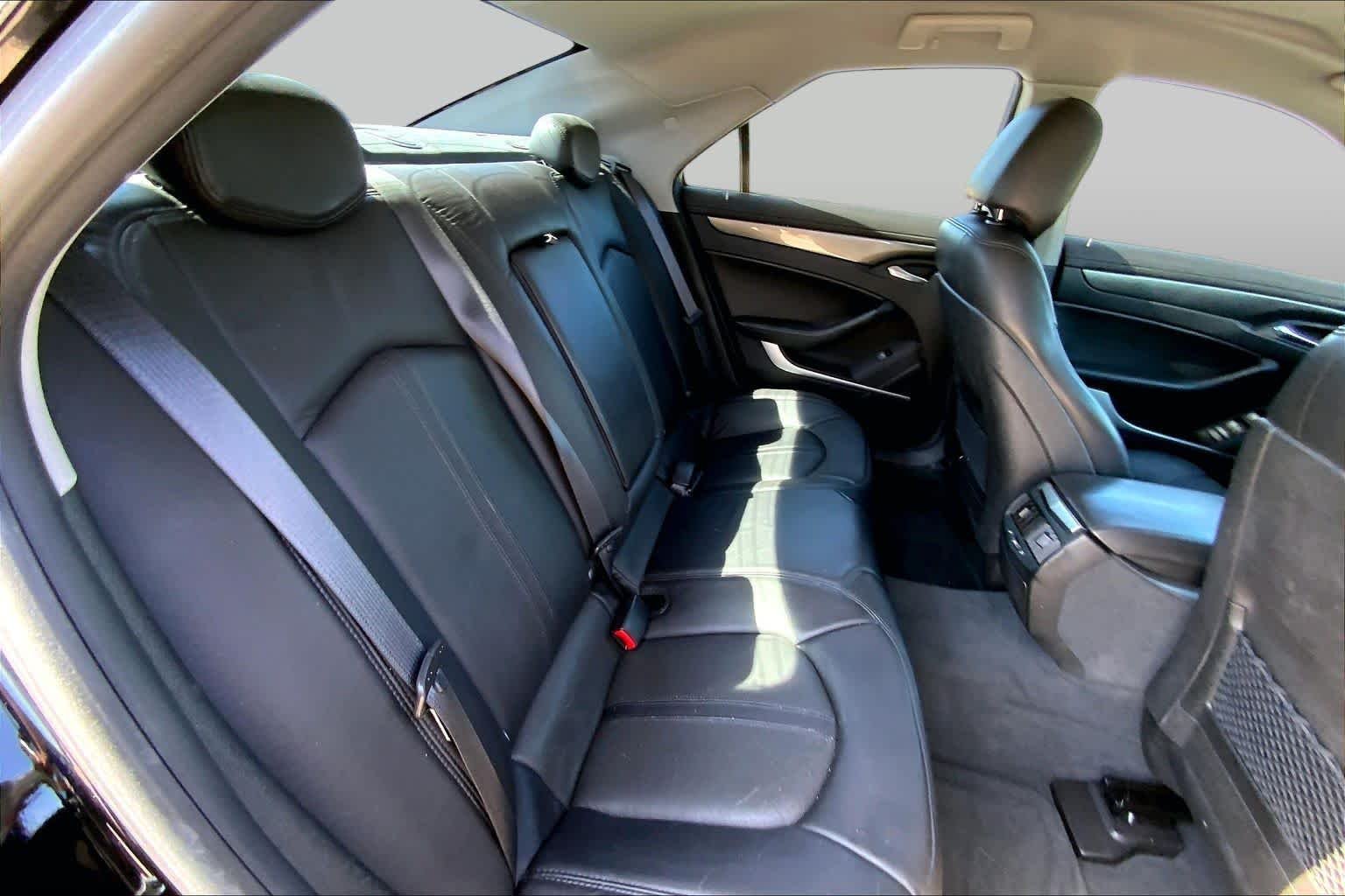 Used 2009 Black Raven Cadillac RWD w/1SA image 18