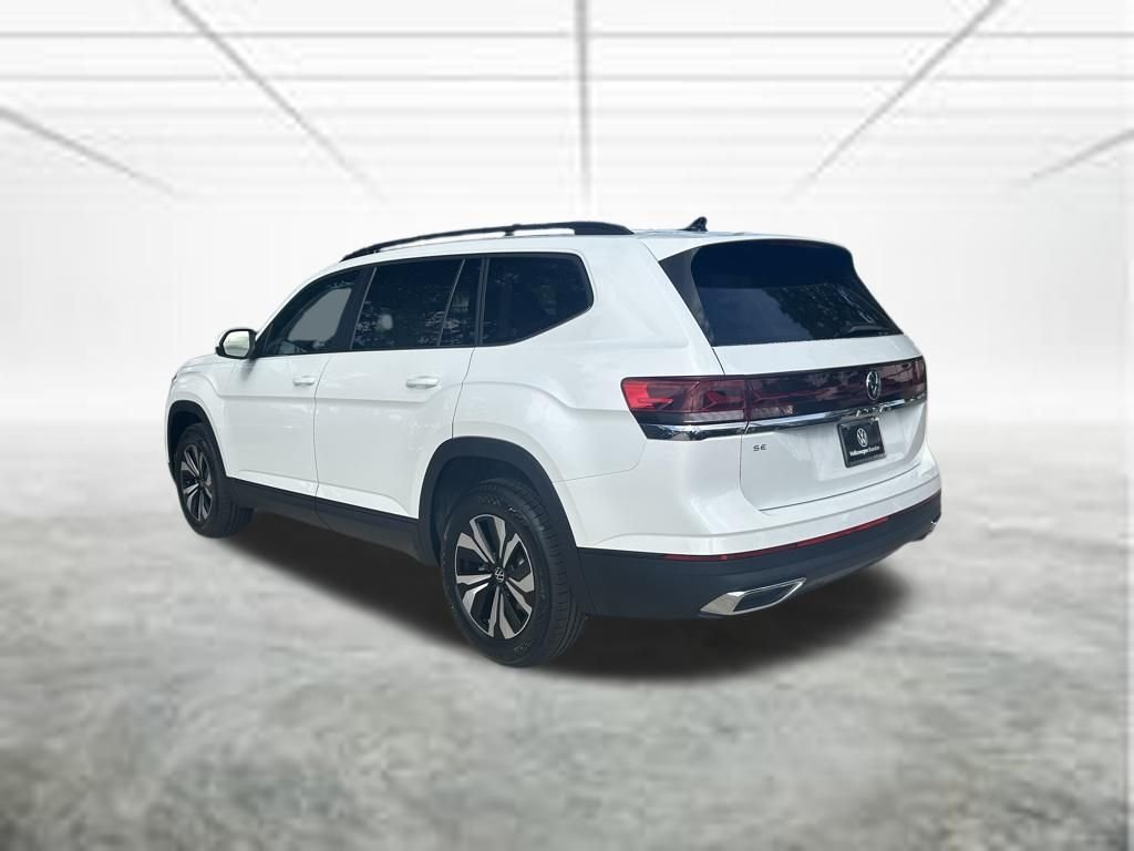 New 2026 Silver Volkswagen SE w/Technology image 4