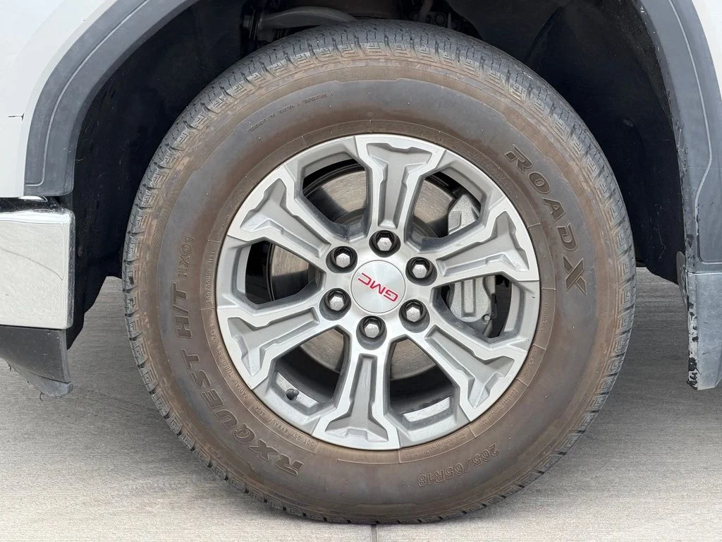 Used 2021 Silver GMC SLE image 7