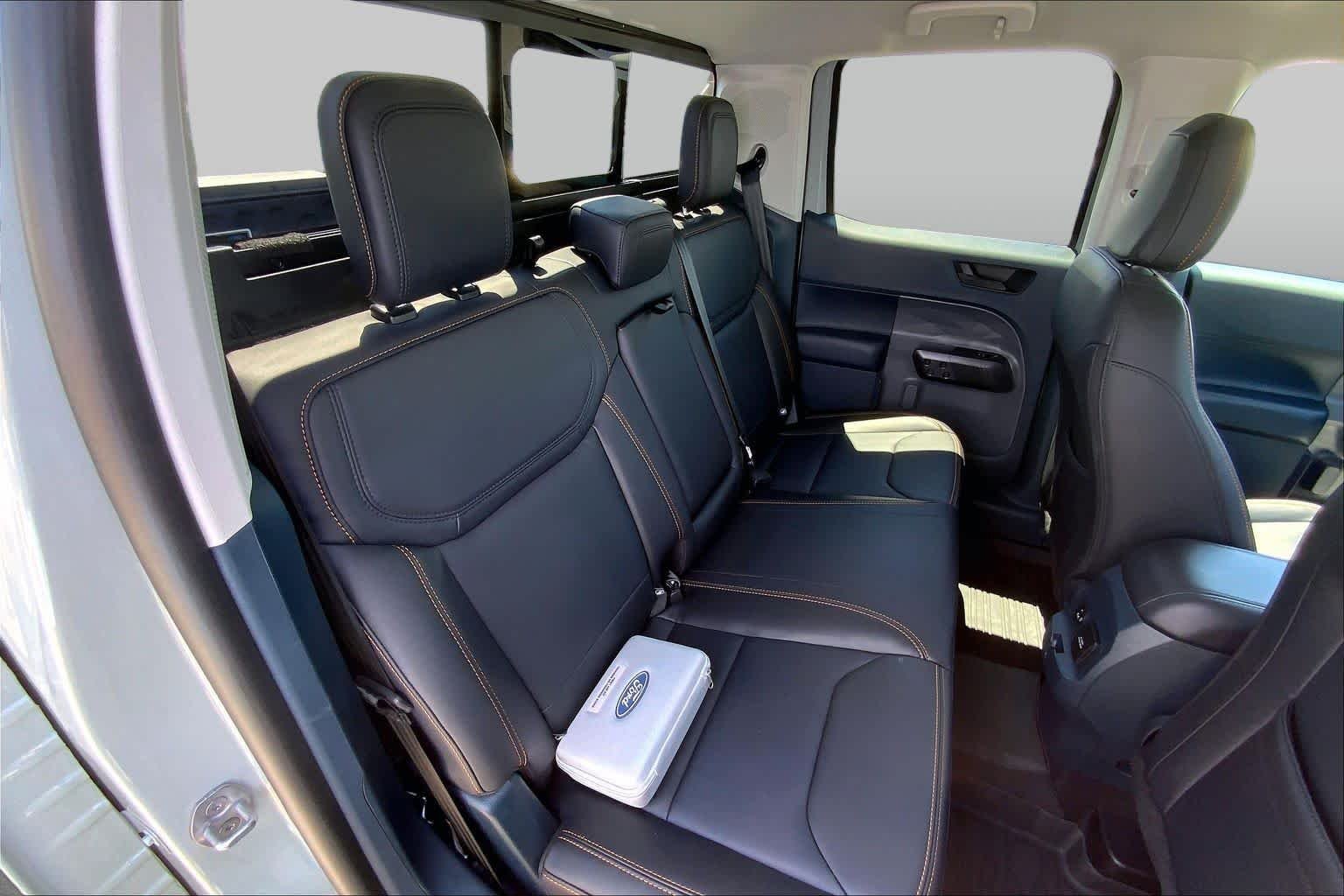 Used 2024 Cactus Gray Ford LARIAT Advanced image 20