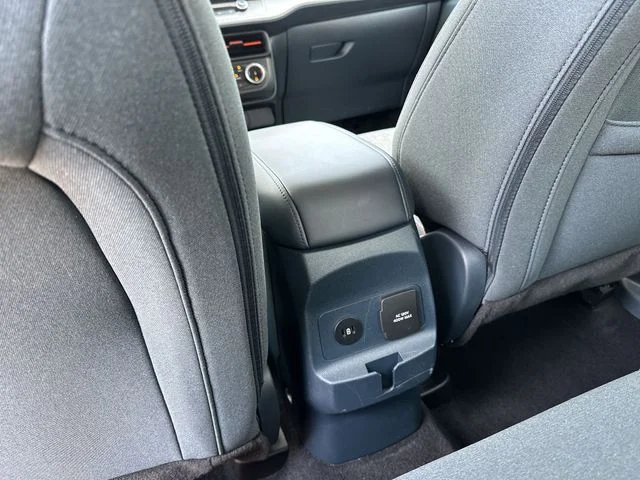 Used 2023 Orange Ford XLT image 23