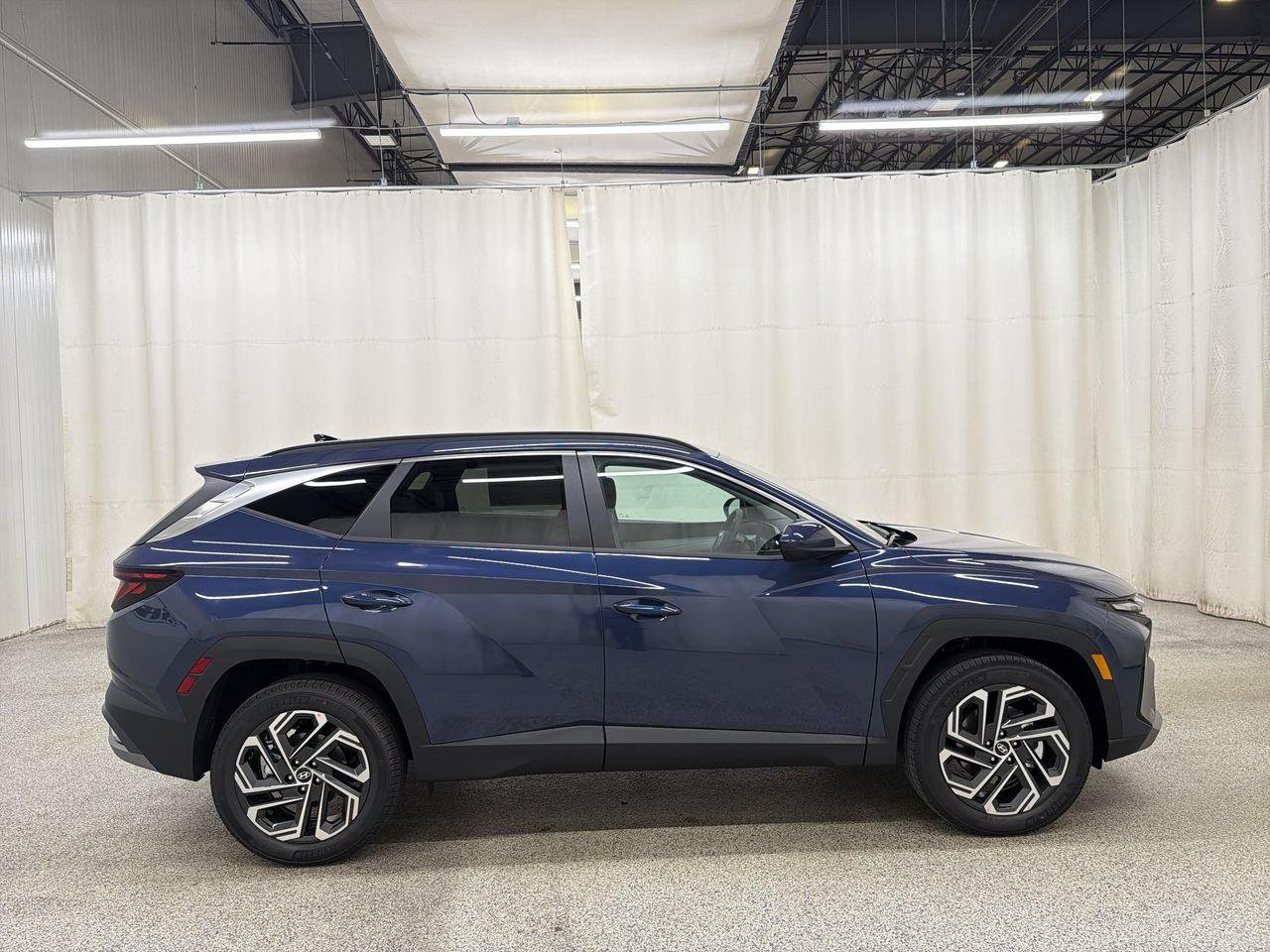 New 2026 Atlantis Blue Hyundai SEL Plus AWD image 5
