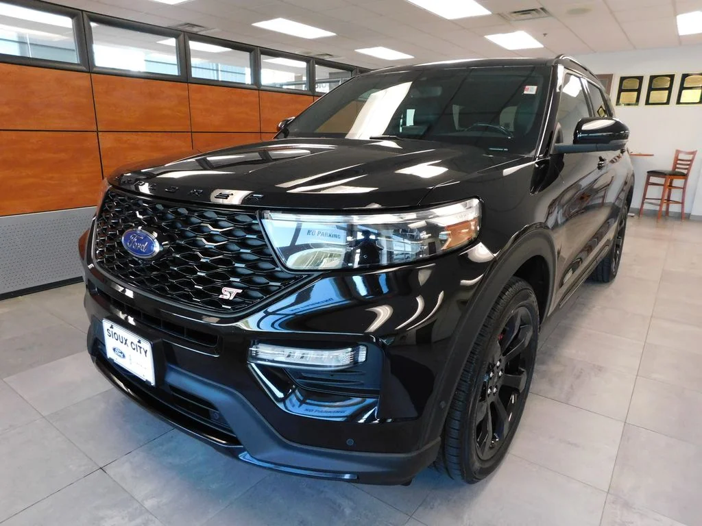 2020 Ford Explorer ST 4WD's photo