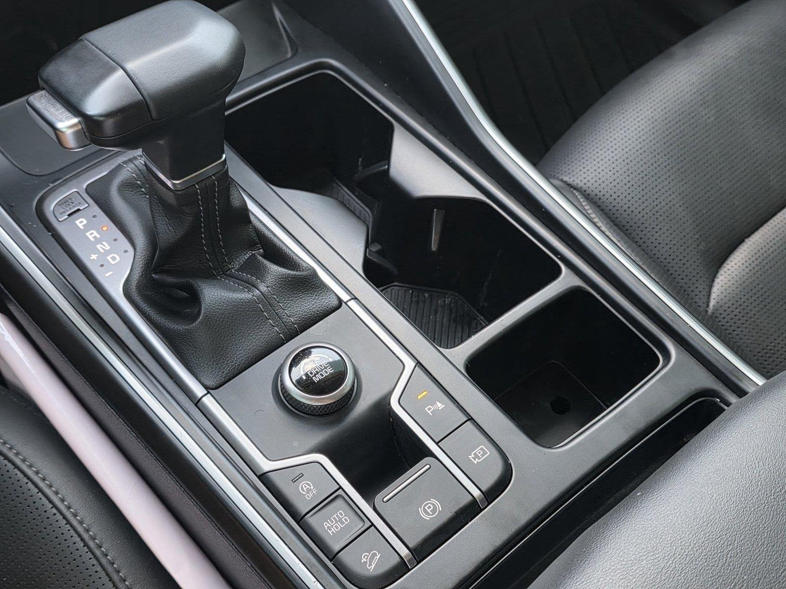 Used 2025 Wolf Gray Kia EX image 21