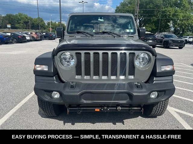 Used 2019 Gray Jeep Sport image 3