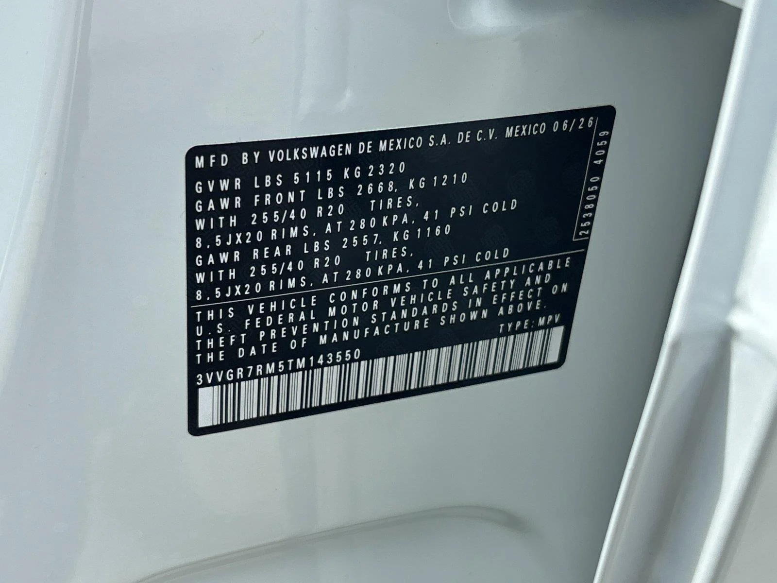 New 2026 Opal White w/Deep Black Roof Volkswagen SE R-Line Black image 12