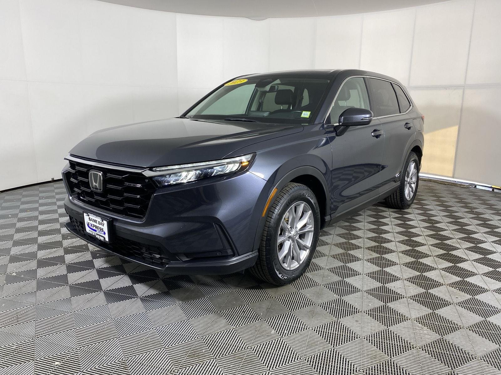Used 2023 Meteorite Gray Metallic Honda EX-L image 3