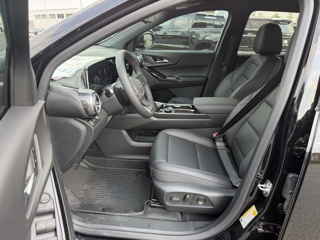 New 2027 Mosaic Black Metallic Chevrolet LT image 13