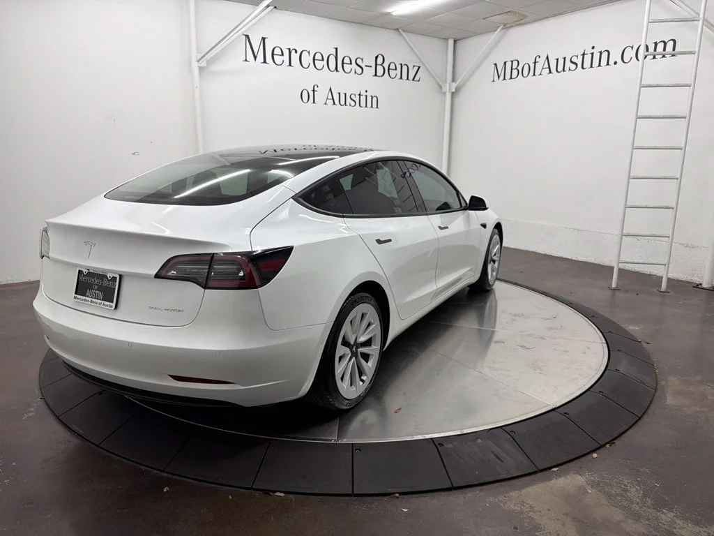 Used 2021 White Tesla Long Range image 7