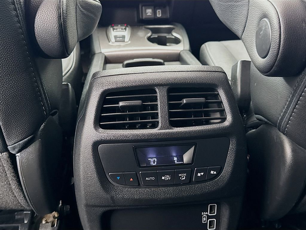 Certified Used 2021 Black Honda EX-L image 33