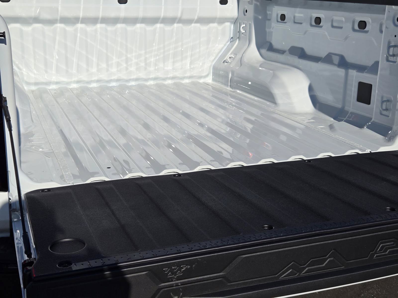 2026 Chevrolet Colorado Work Truck - Photo 21