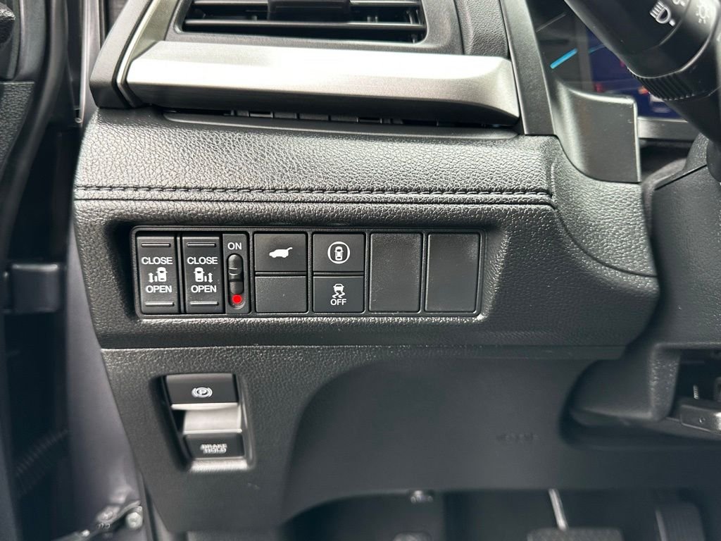 2024 Honda Odyssey EX-L - Photo 27