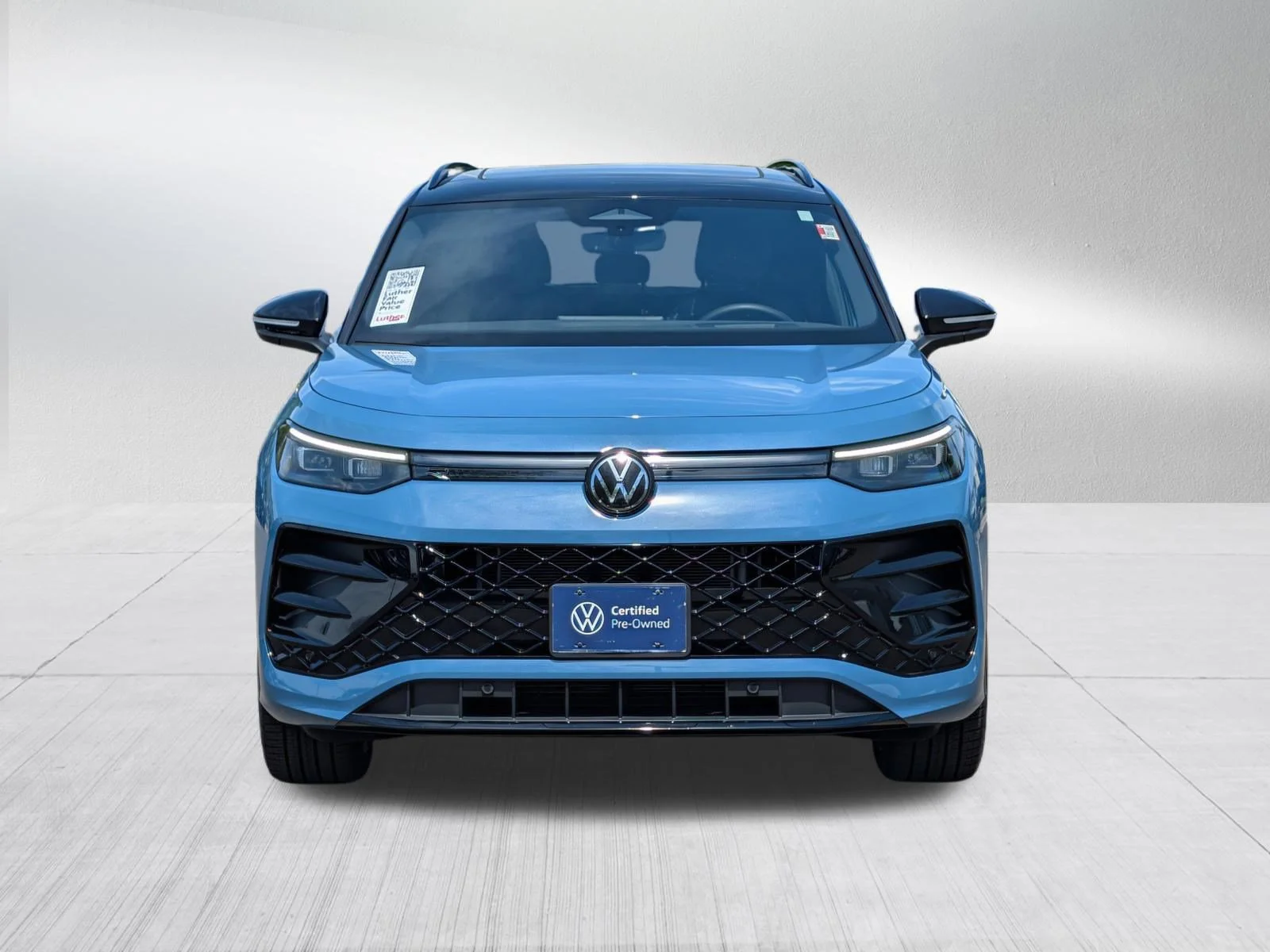 Certified 2025 Volkswagen Tiguan SE R-LINE BLACK with VIN 3VVGR7RM4SM050713 for sale in Burnsville, Minnesota