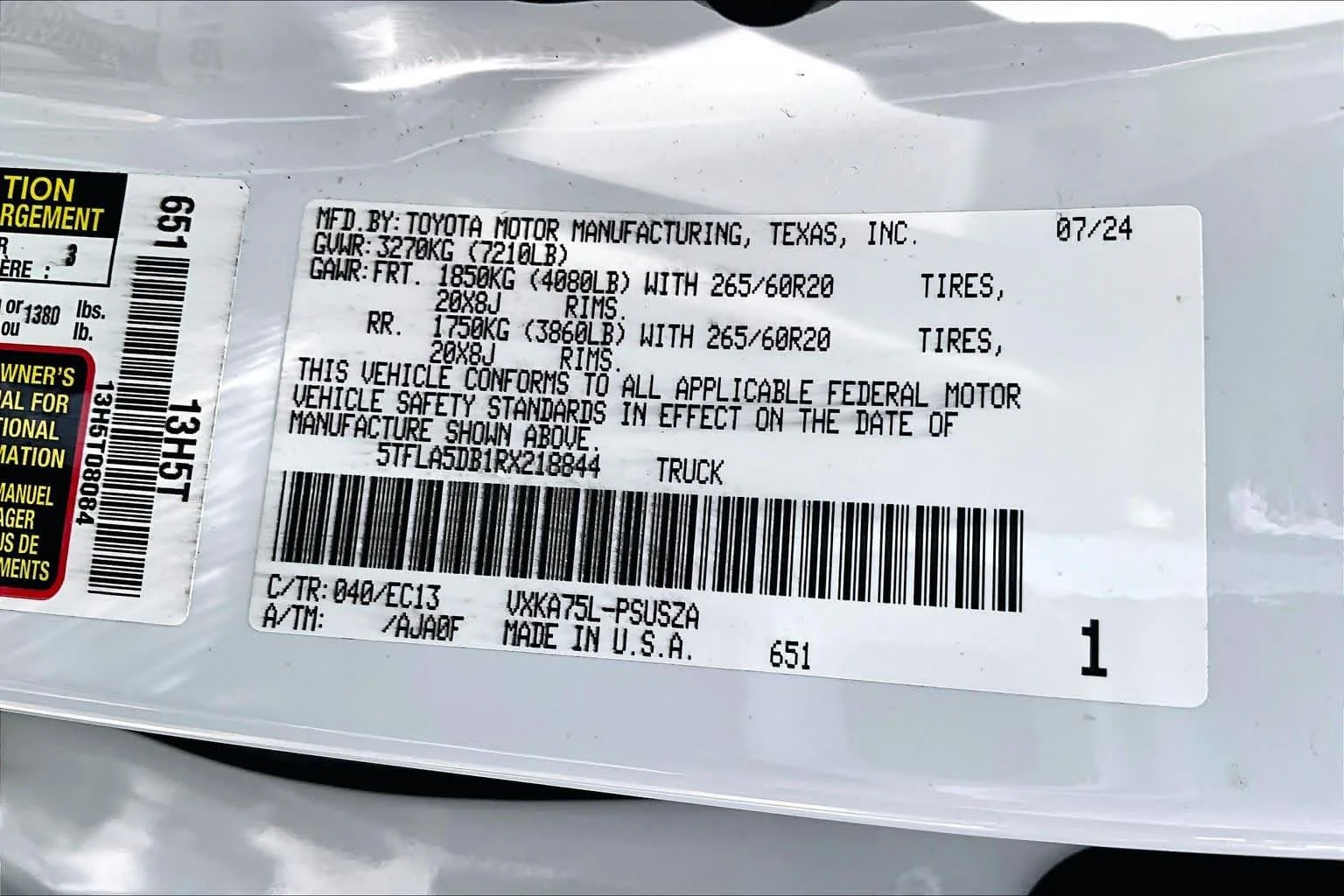 Used 2024 Ice Cap Toyota SR5 image 31