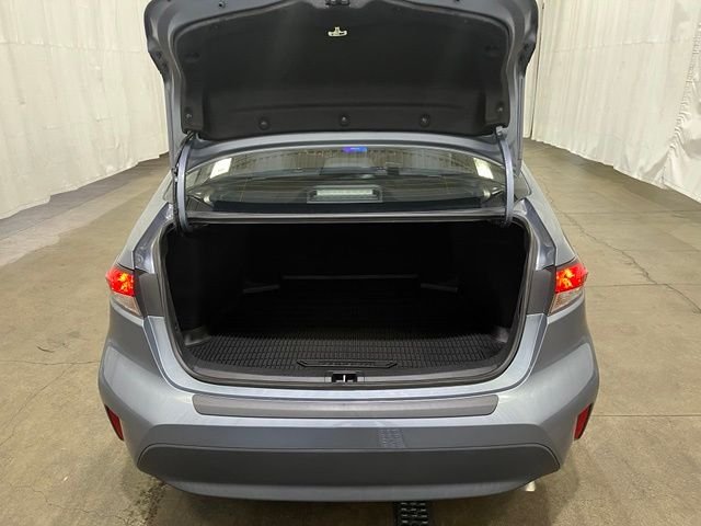 Certified Used 2025  Toyota LE image 12