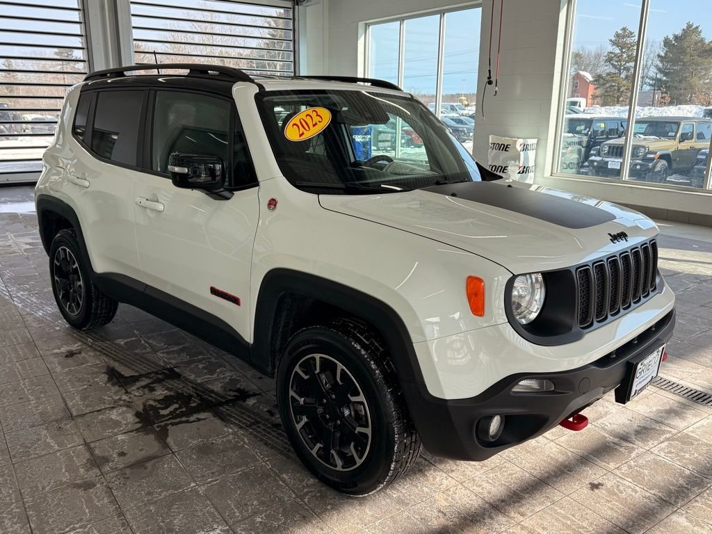 2023 Jeep Renegade Trailhawk