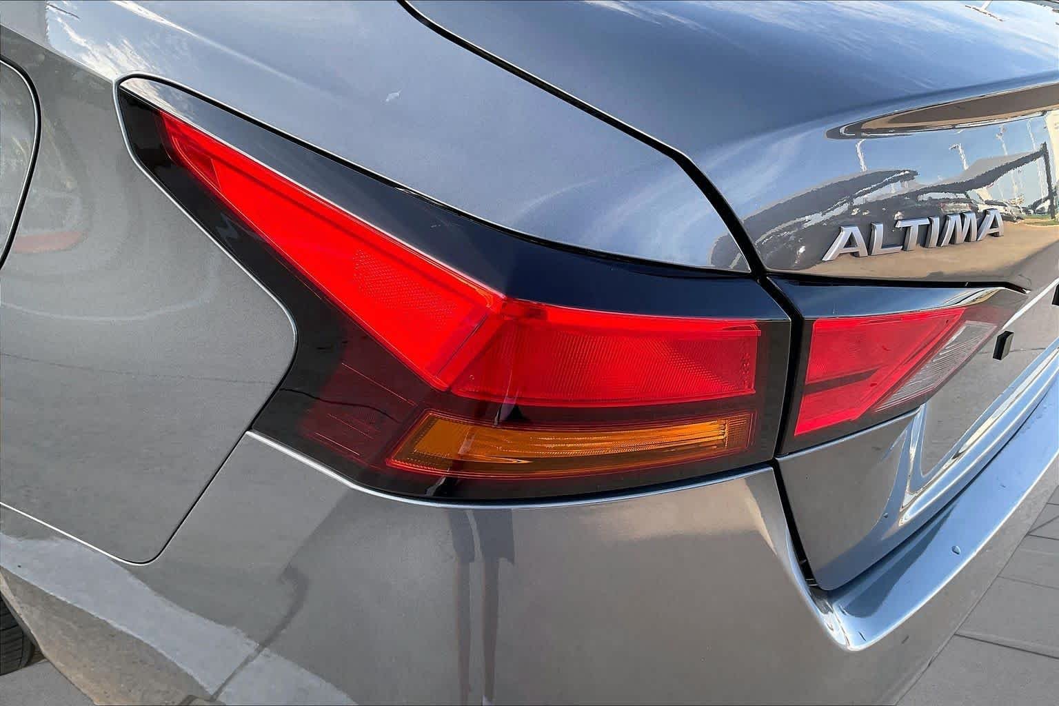 Used 2025 Gun Metallic Nissan SV image 25