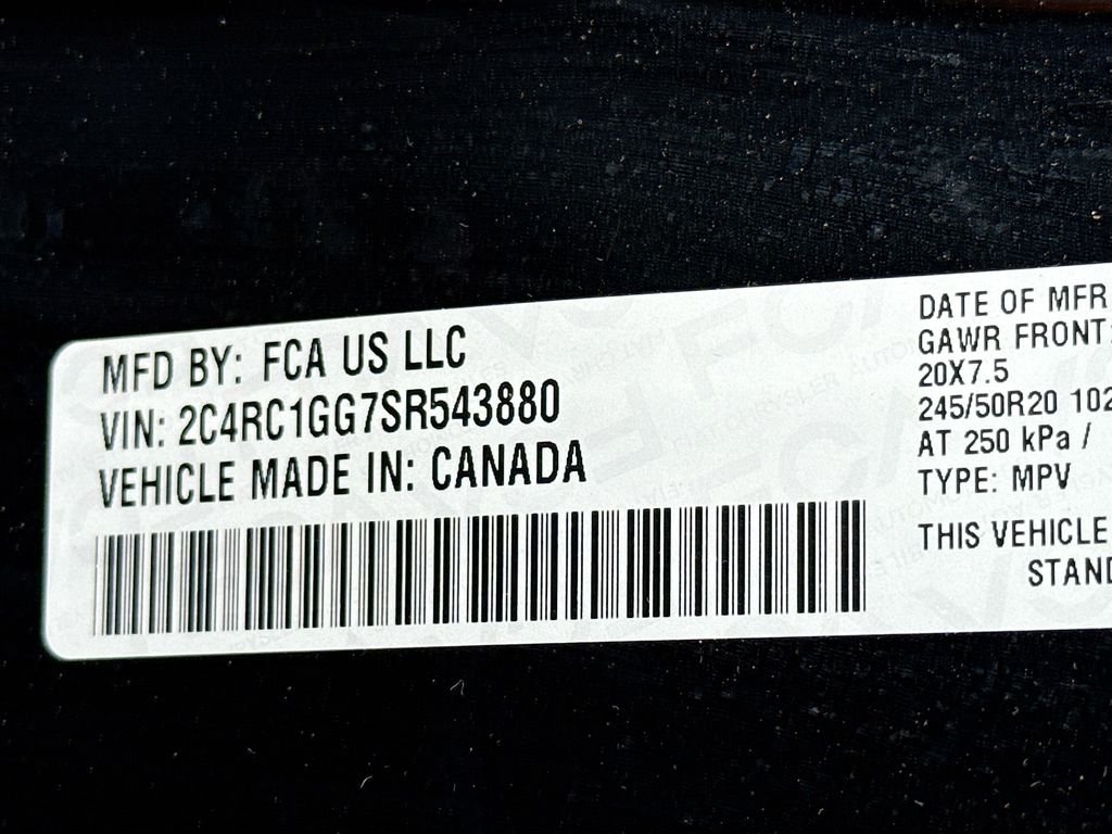 Certified Used 2025 Diamond Black Crystal Pearlcoat Chrysler Limited image 35