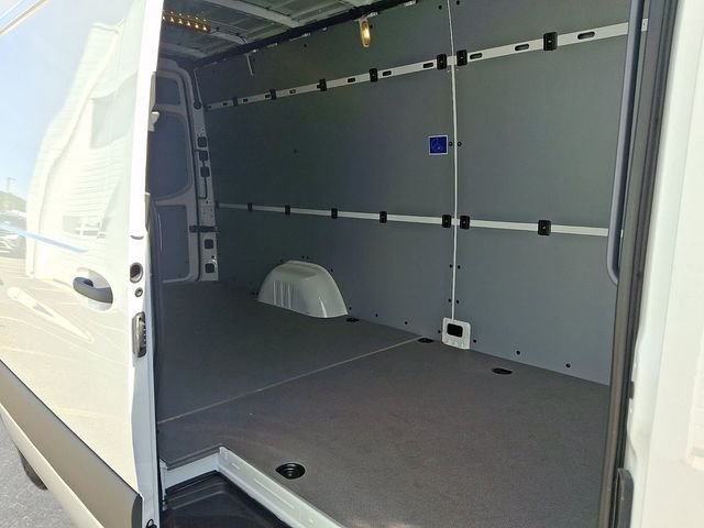 2026 Mercedes-Benz Sprinter Cargo Van Base - Photo 10
