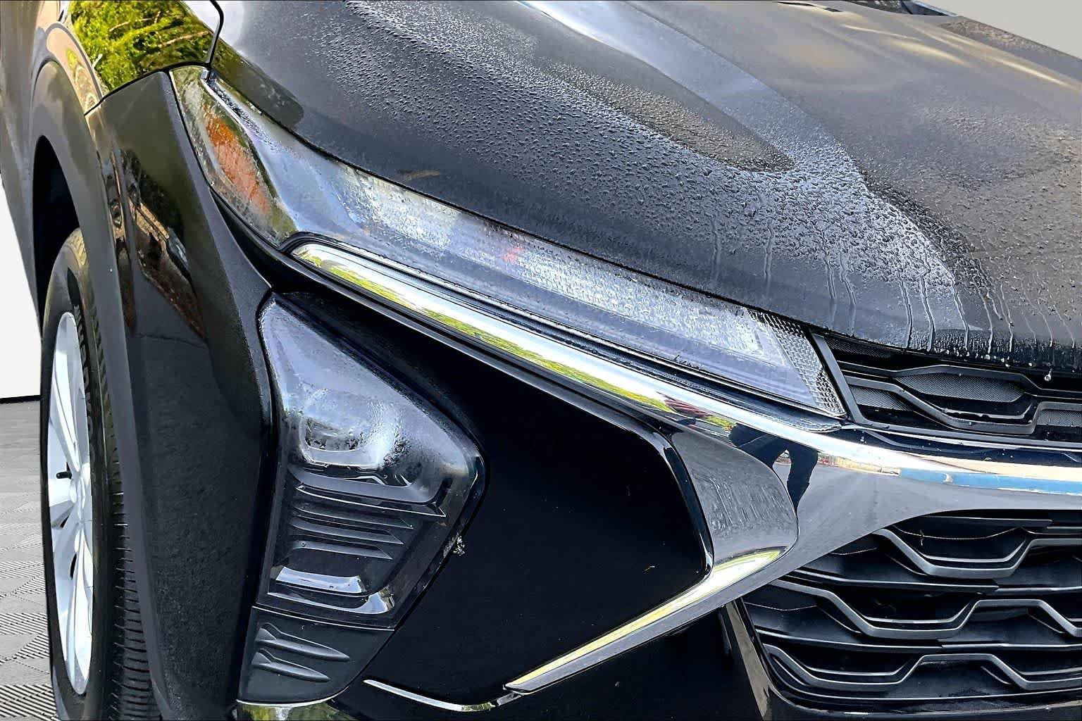 Used 2025 Mosaic Black Metallic Chevrolet LS image 27