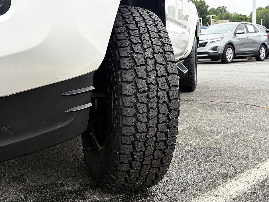 Used 2018 Super White Toyota SR image 24