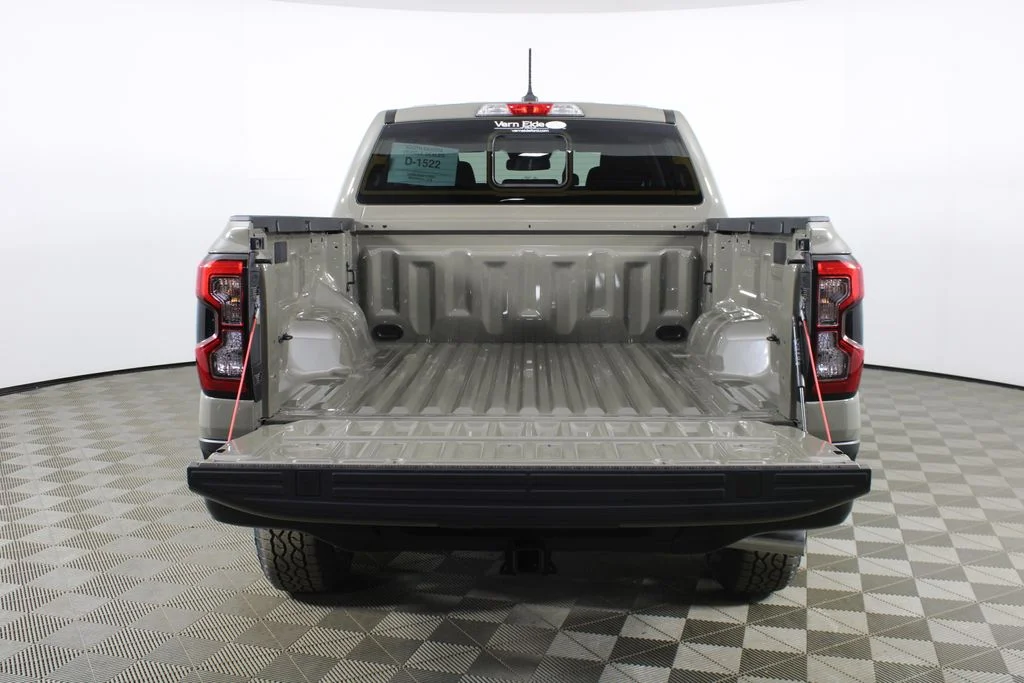 New 2026 Marsh Gray Ford XLT image 7