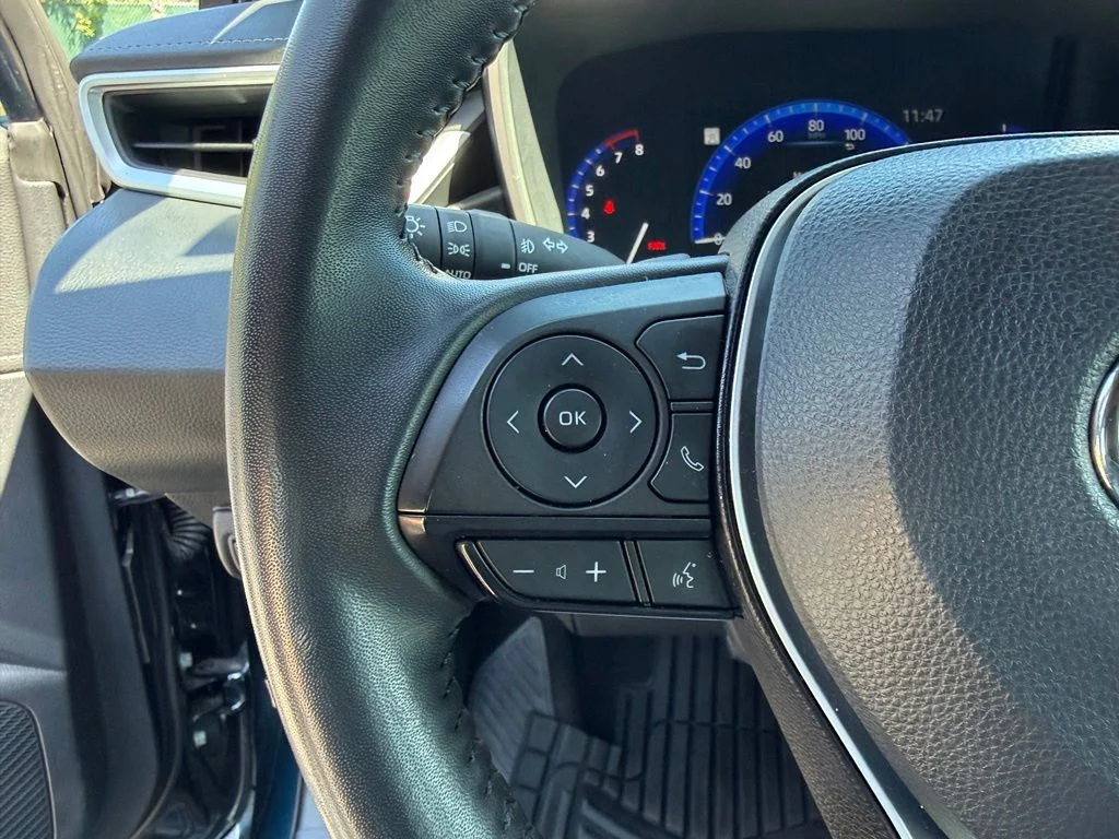 Used 2022 Galactic Aqua Mica Toyota XSE image 11