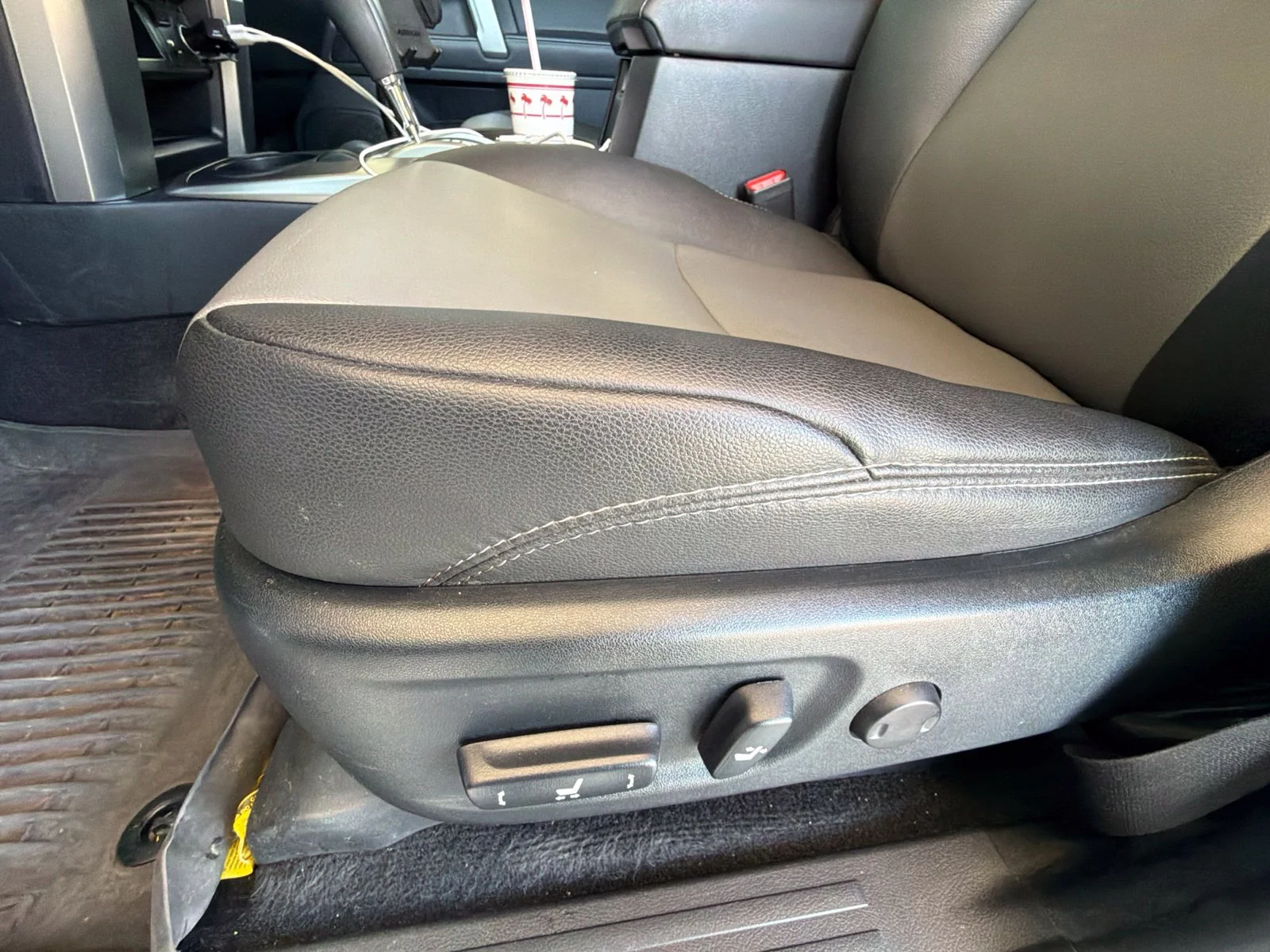 Used 2023 Silver Toyota SR5 Premium image 5