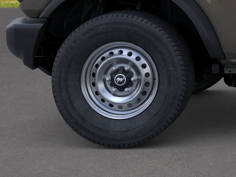 2025 Ford Bronco 4-Door Base - Photo 21