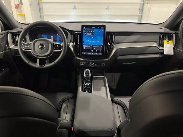New 2027 Denim Blue Volvo Ultra image 12