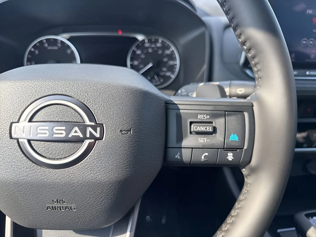 Used 2025 Gray Nissan SV image 15