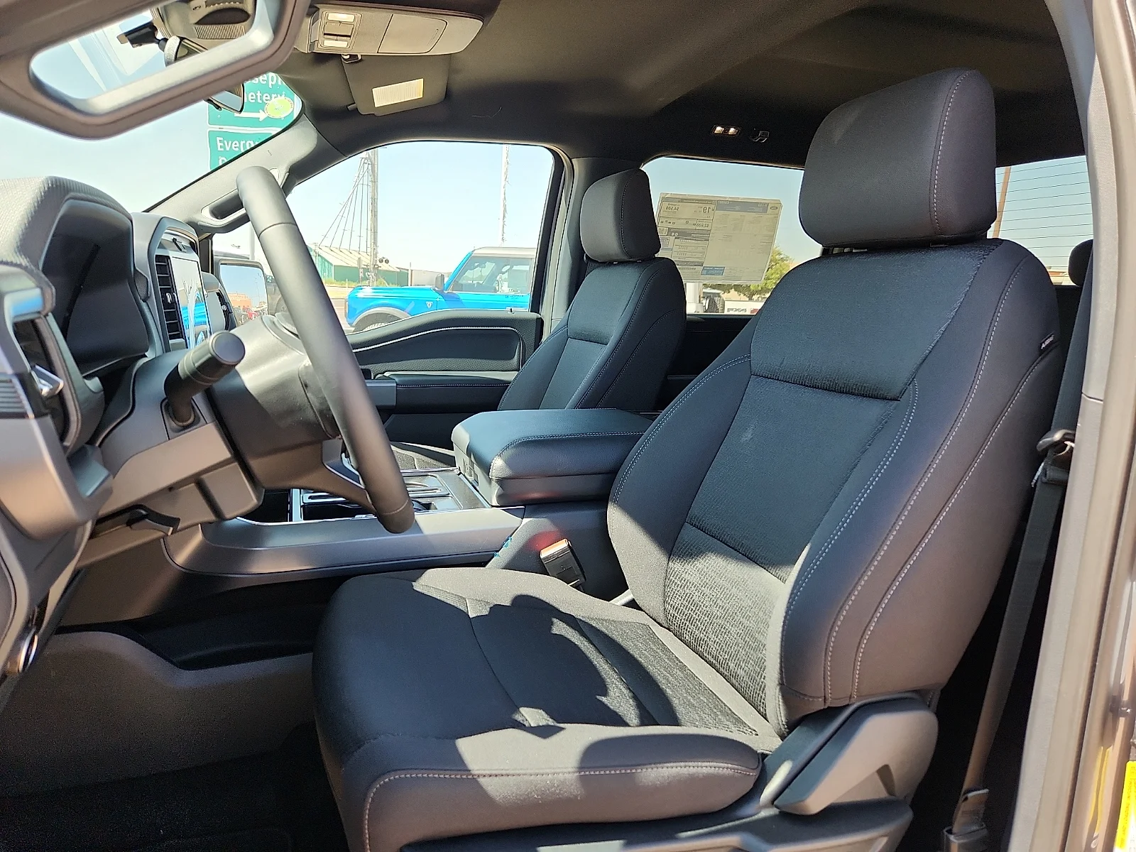 New 2026 Carbonized Gray Metallic Ford XLT image 17