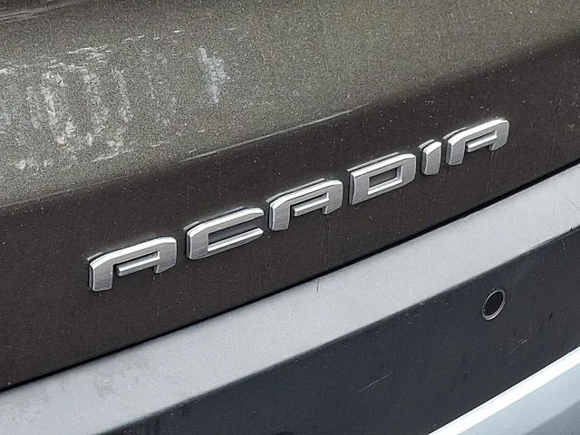 Used 2020 Gray GMC SLE image 30