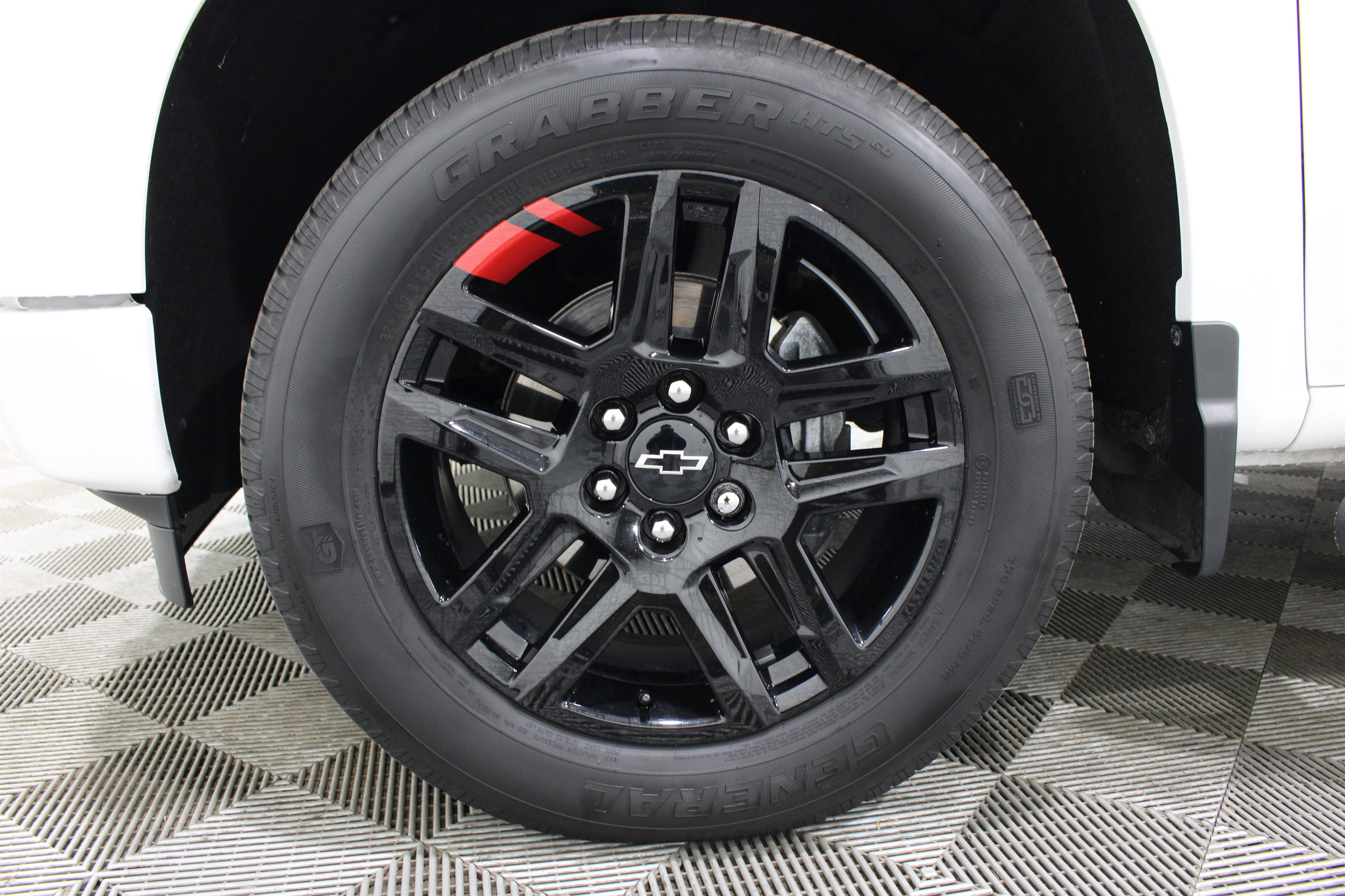 2023 Chevrolet Silverado 1500 RST - Photo 33
