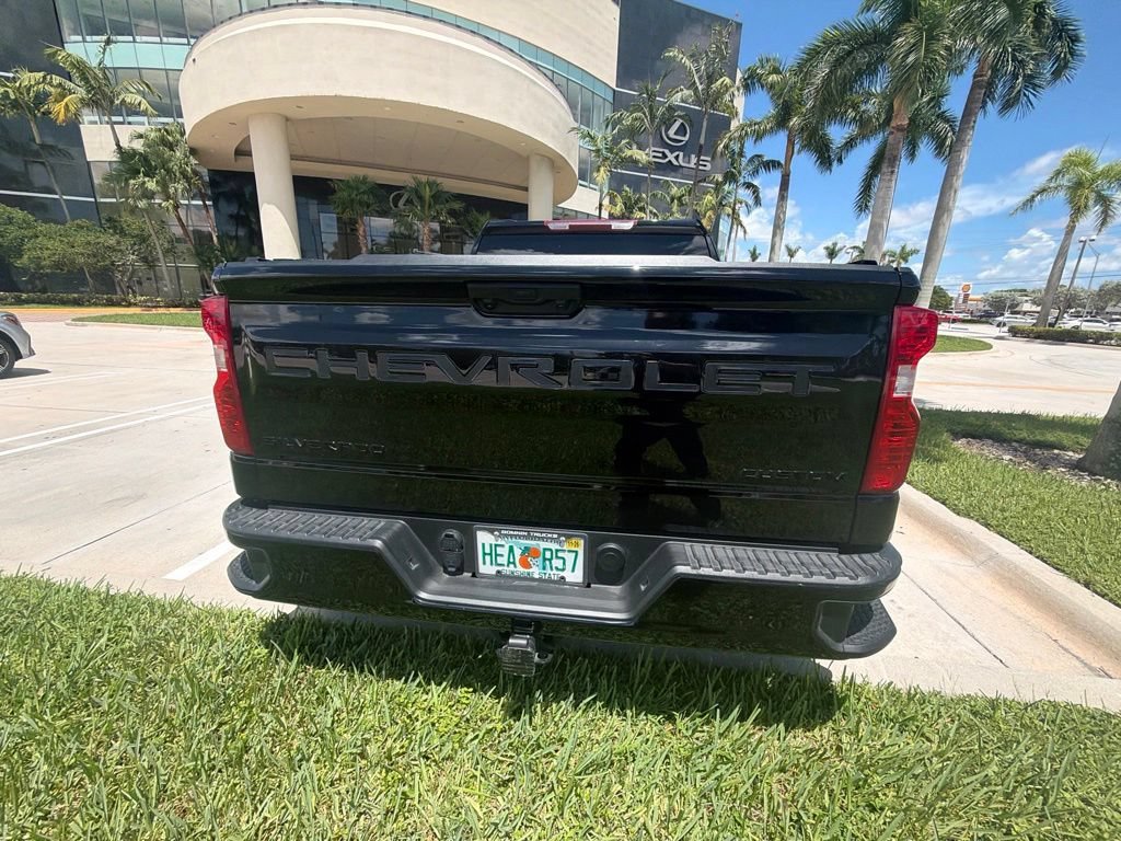 Used 2025 Black Chevrolet Custom image 5