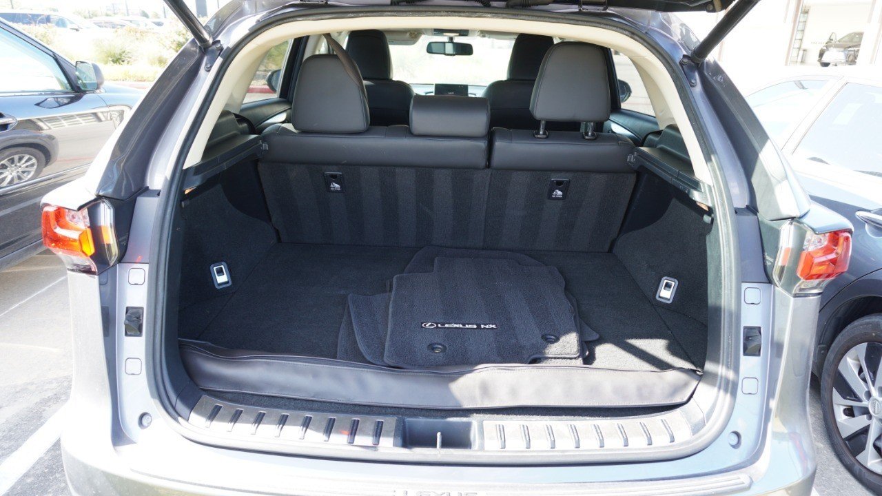 Used 2015 Gray Lexus  image 29