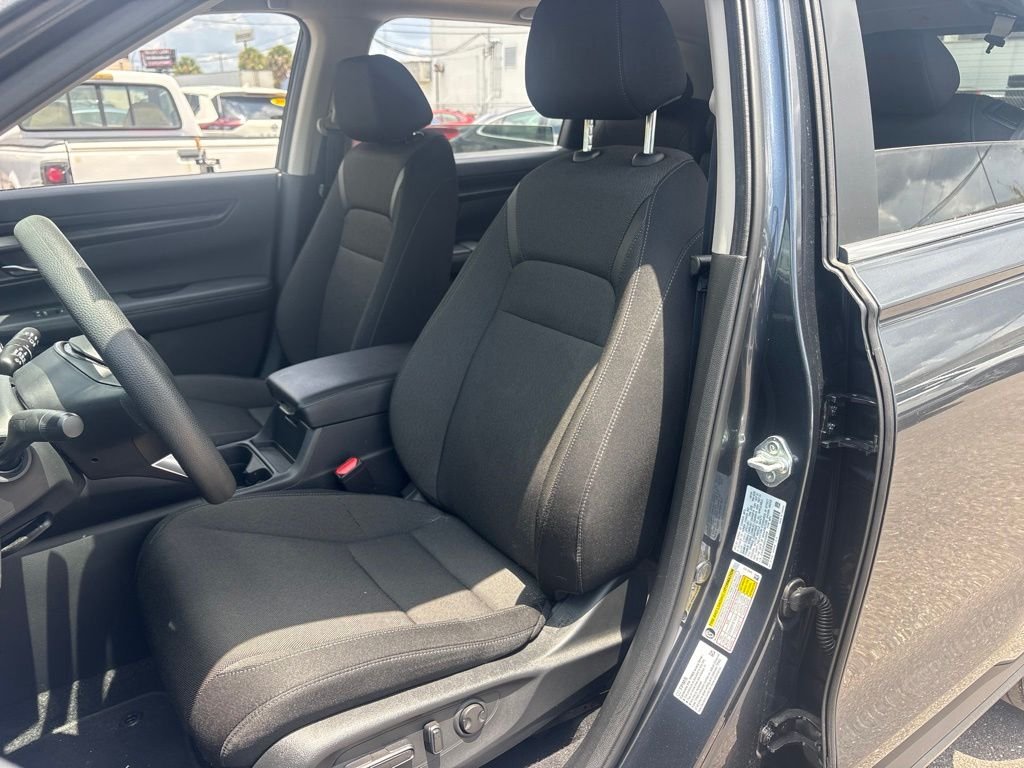 2025 Honda CR-V EX - Photo 9