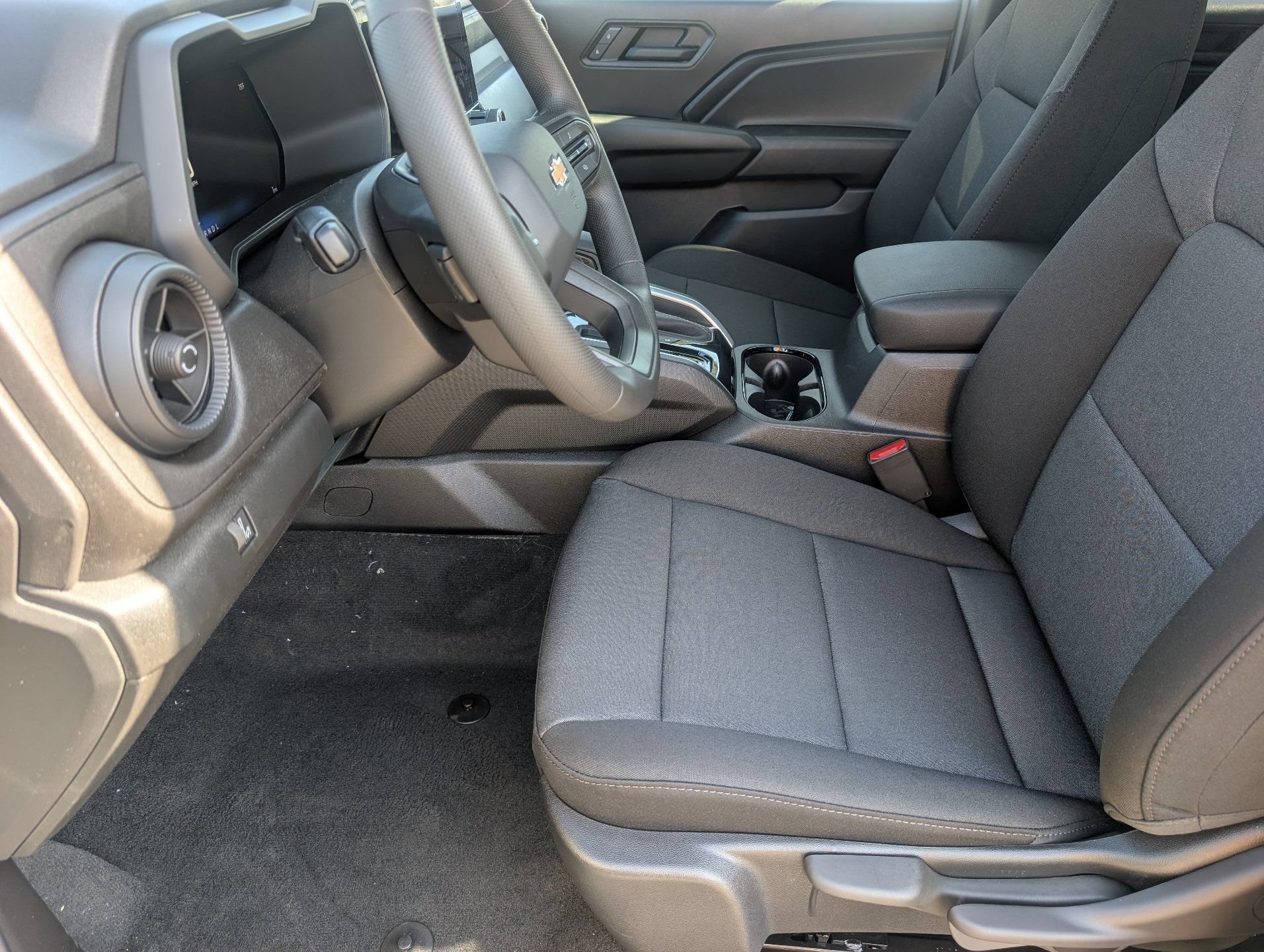 2026 Chevrolet Colorado Work Truck - Photo 17