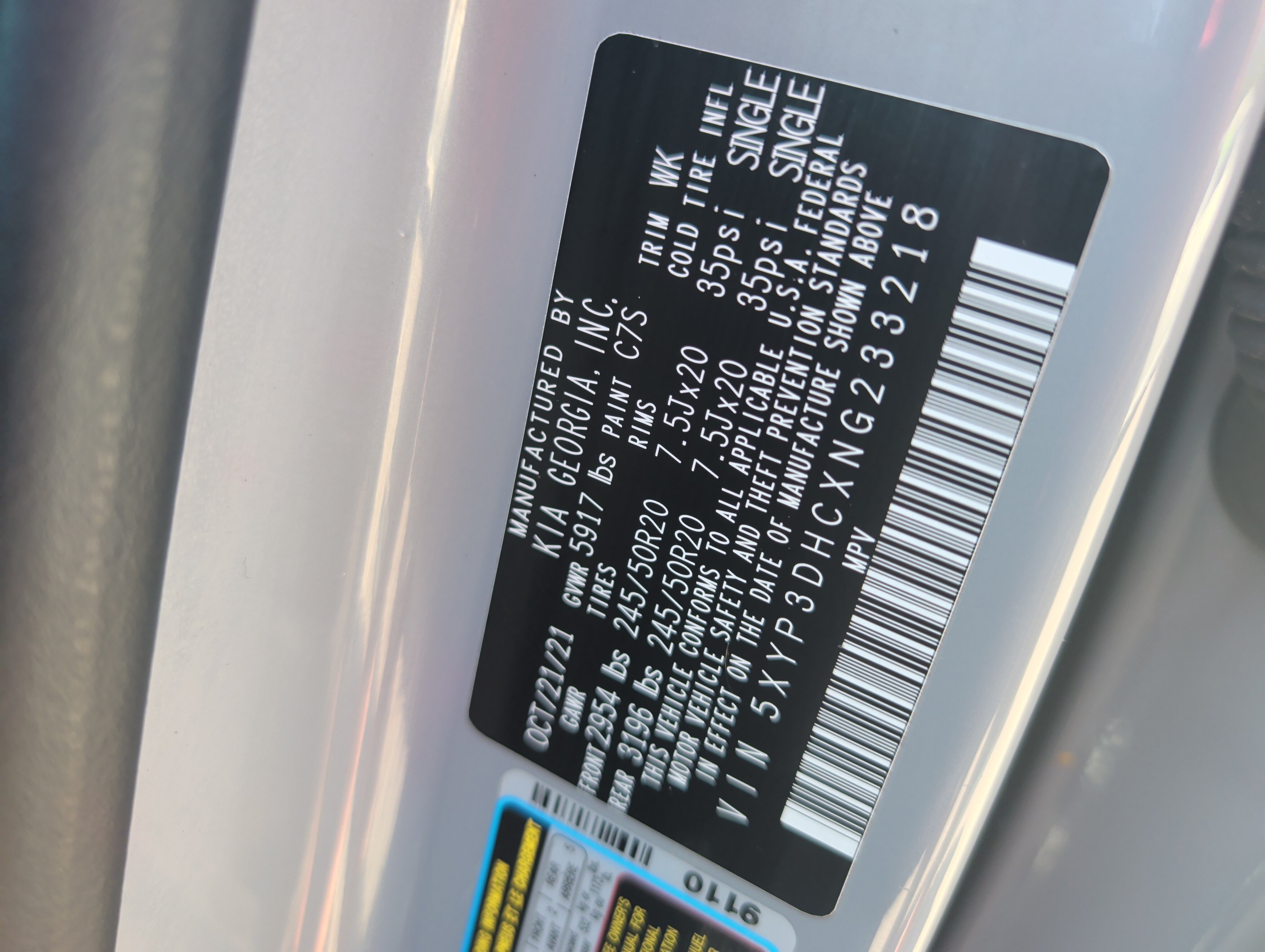 Used 2022 Wolf Gray Kia EX image 32