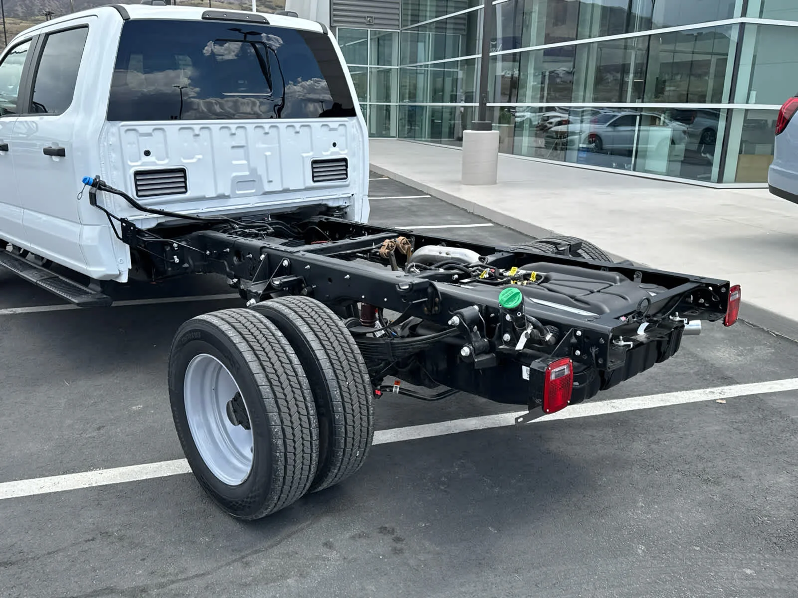 New 2026 Oxford White Ford F-550® XL image 13