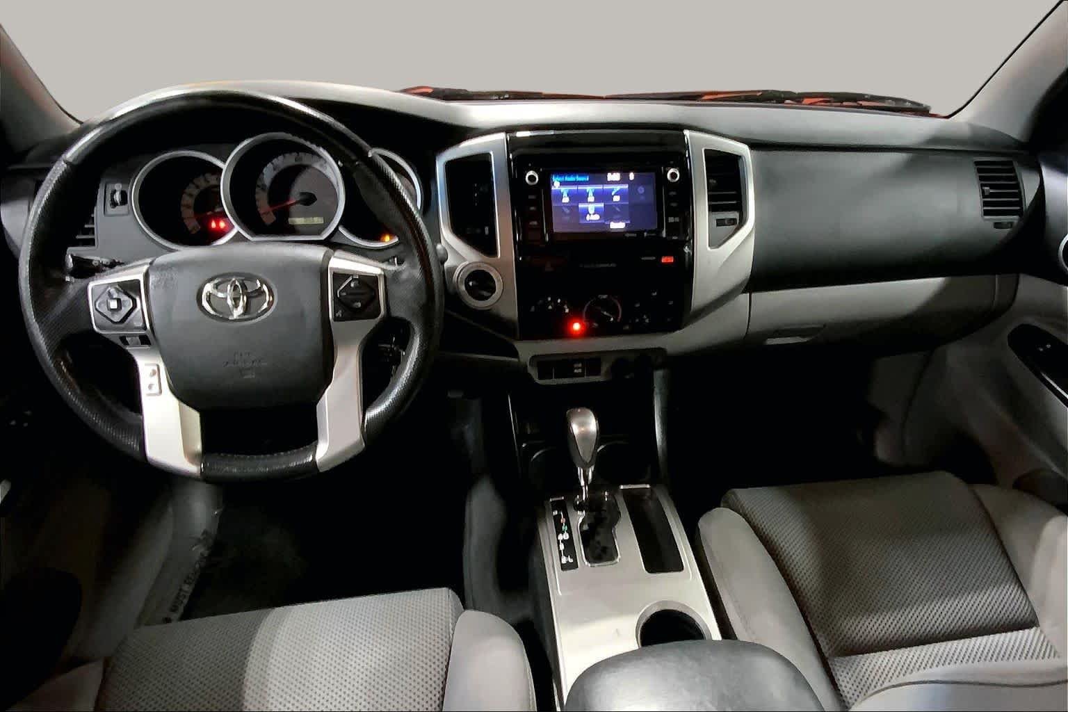 Used 2015 Barcelona Red Metallic Toyota  image 16