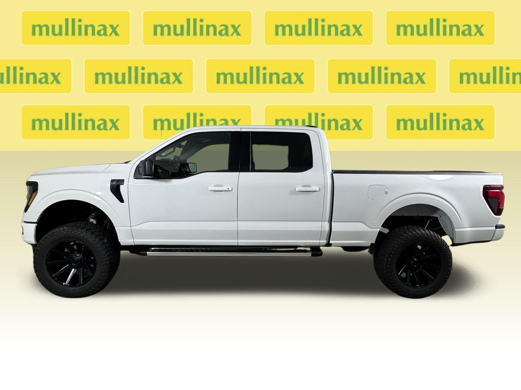 Used 2025  Ford XLT image 10