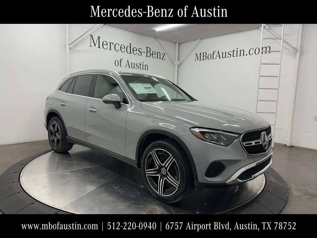 Used 2026 White Mercedes-Benz GLC 300 image 1