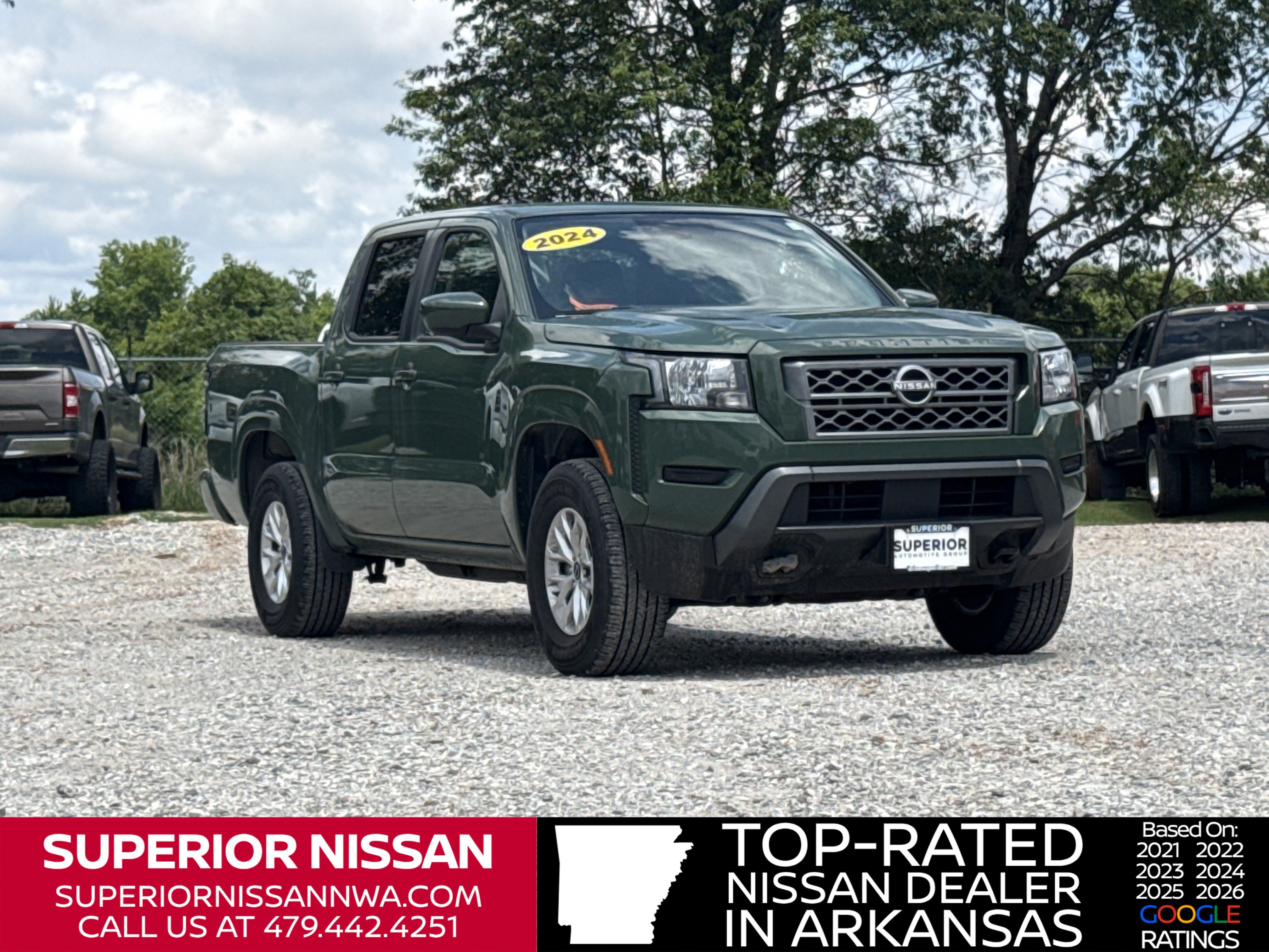 2024 Nissan Frontier SV Crew Cab 4X4 SWB's photo