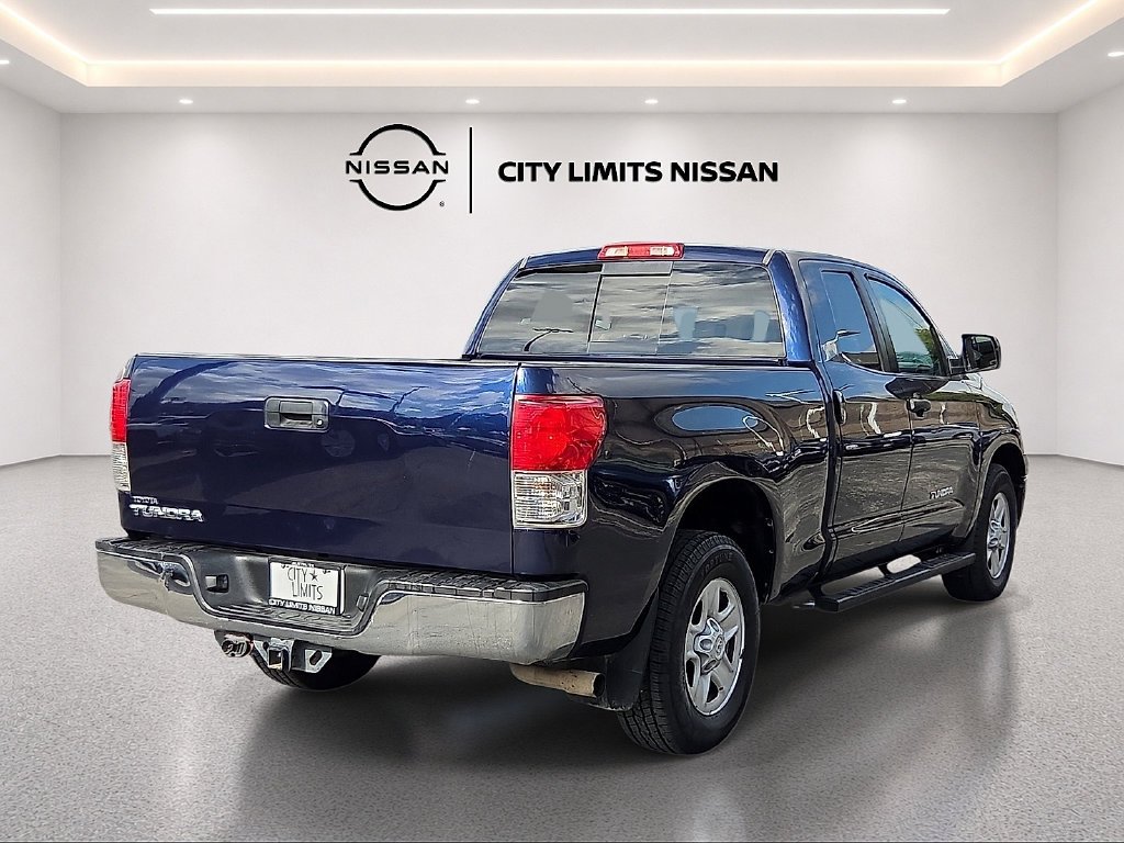 Used 2012 Blue Toyota Grade image 6