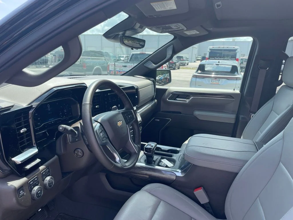 Used 2025 Black Chevrolet LTZ image 5