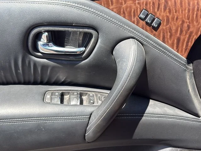 Used 2019 Blue Nissan Platinum image 33